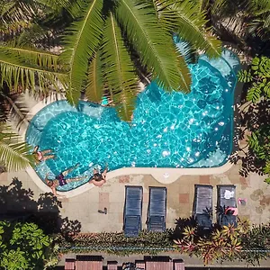 Yha Cairns